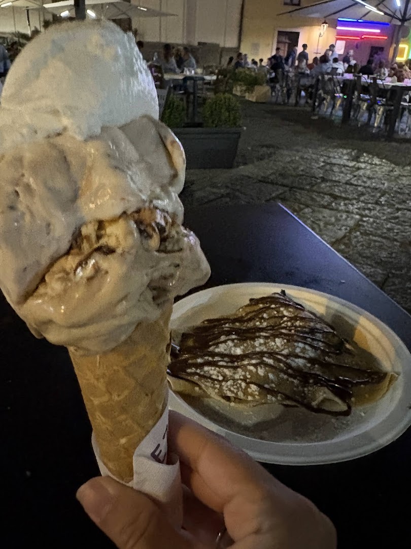 Gelateria Lavezzi Formia, Formia