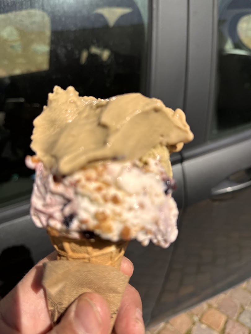 Gelateria Nevedarance gelato naturale Caluso