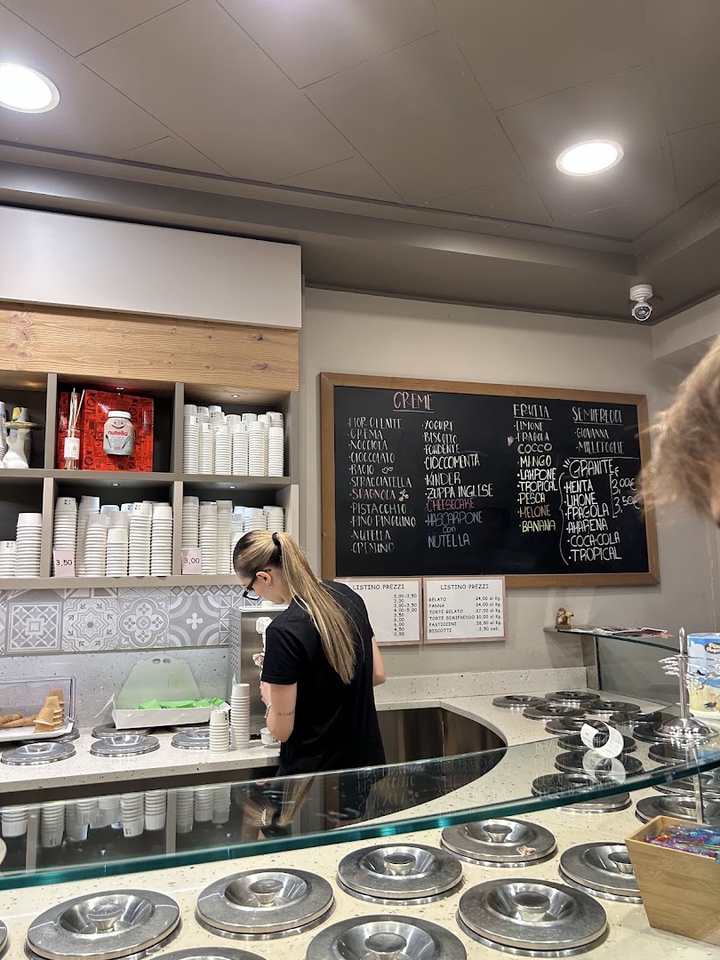 Gelateria Orso Polare Snc