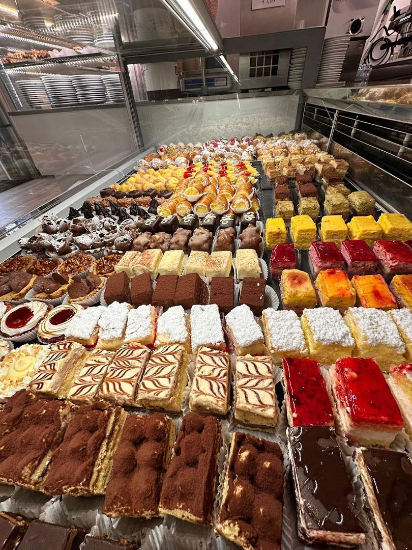 Gelateria Pasticceria Cremonesi
