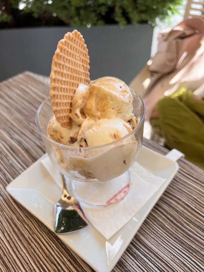 Gelateria Pierrot Di Volta Cremona, Cremona