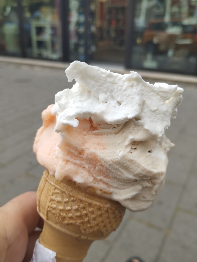 Gelateria Ping Pong Ice