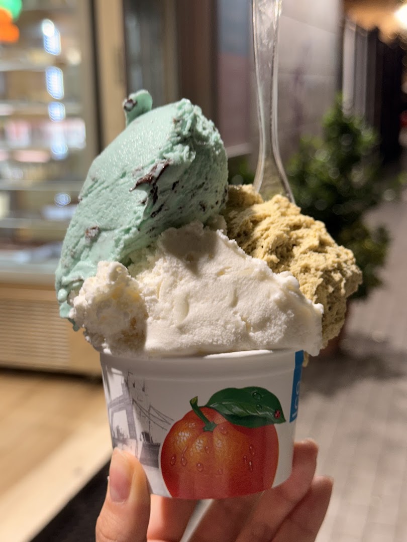 Gelateria Ping Pong