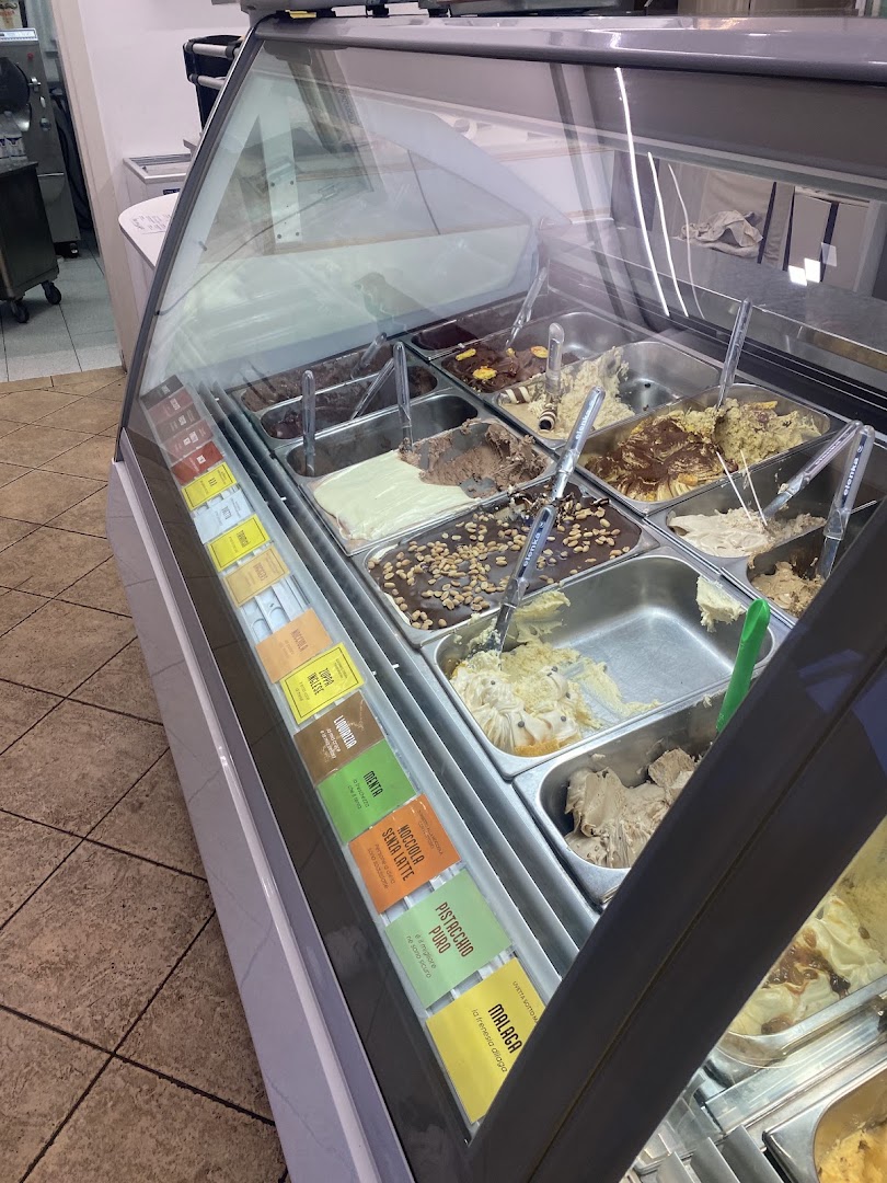 Gelateria SENZA PENSIERI