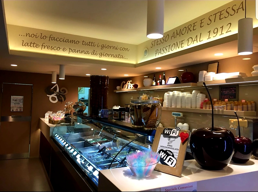GELATERIA SIGHIERI SAN FREDIANO ( IL SIGHIERI di Sabrina Sighieri), Cascina