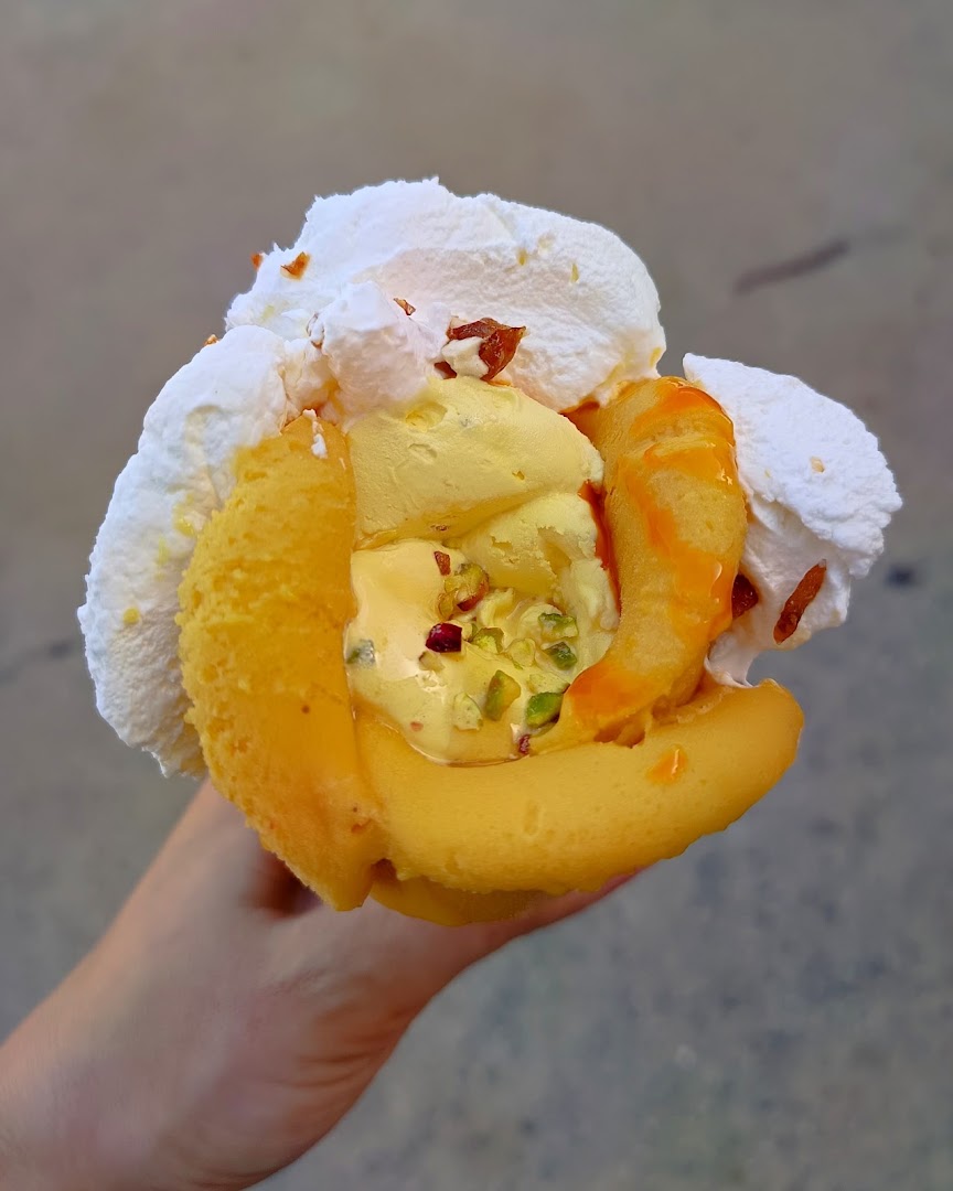 GELATERIA SLURP - Piazza Castello