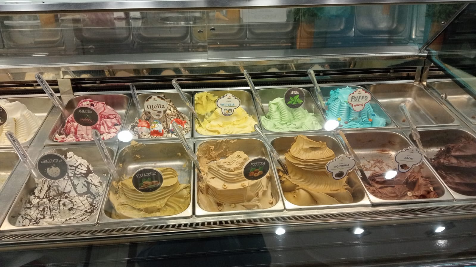 Gelateria Song