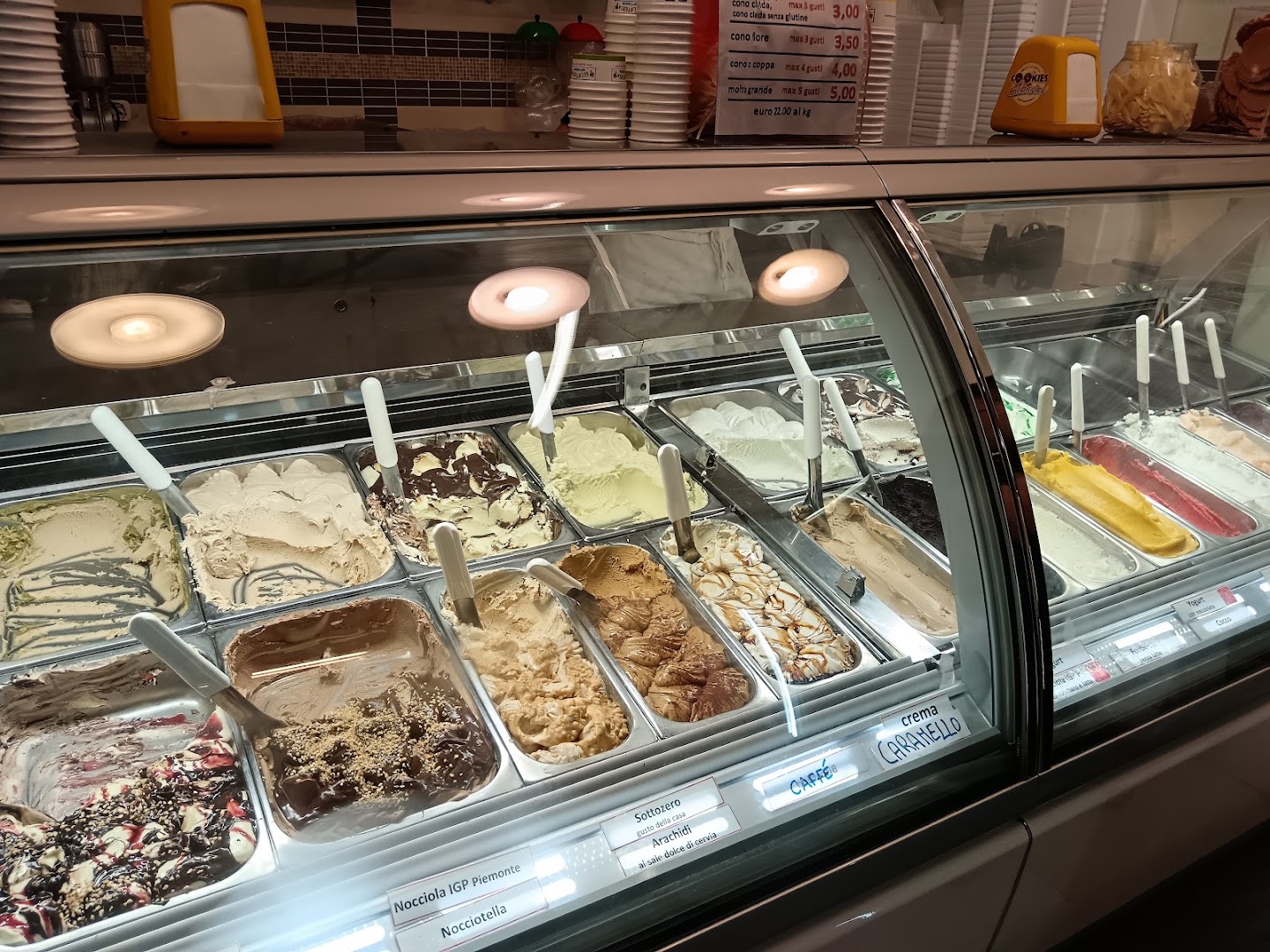 Gelateria Sottozero - Via Montalese 12 Prato