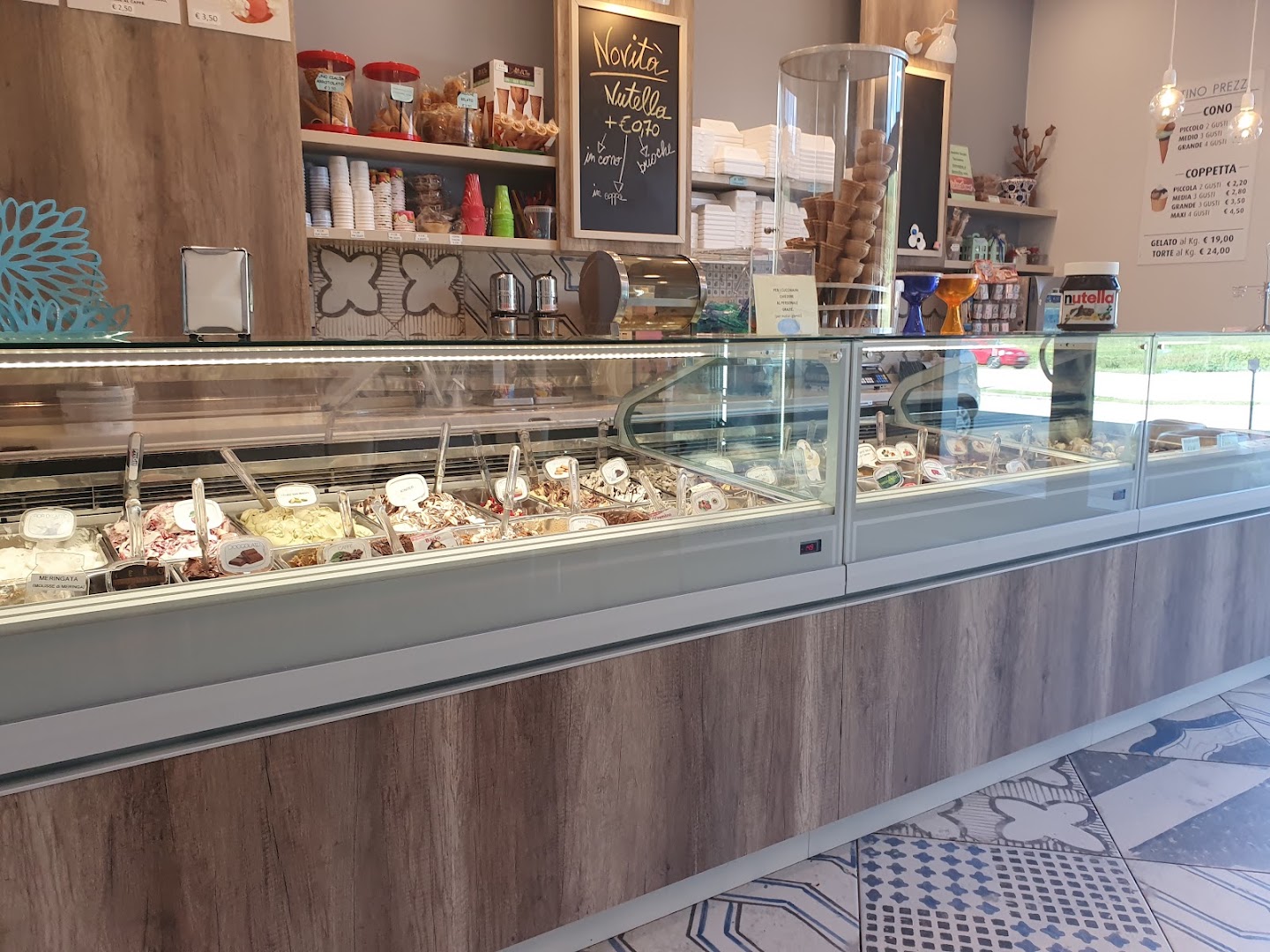Gelateria Tropical Di Cerri Francesca, Pesaro