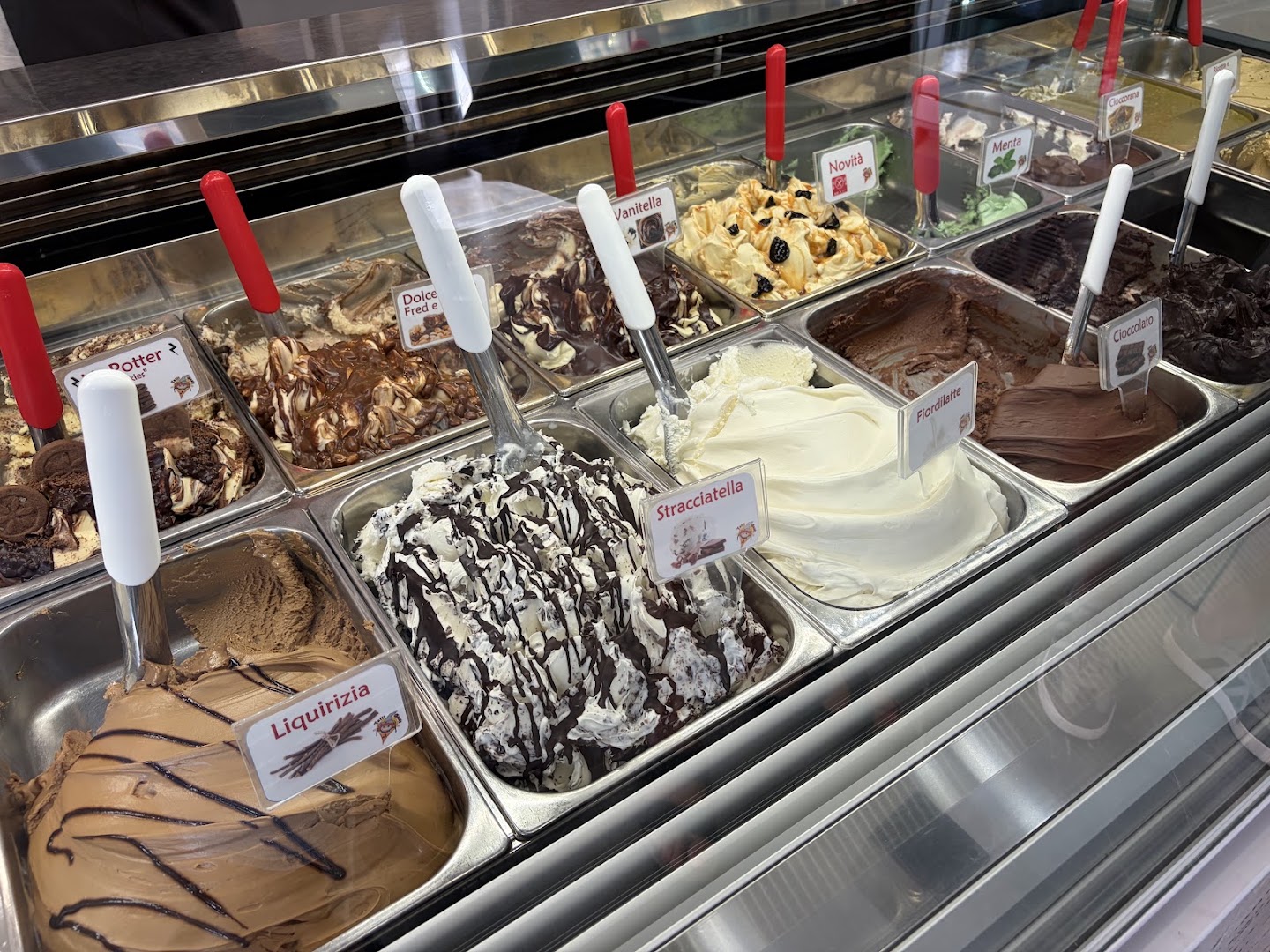 Gelateria Tuttigusti +1