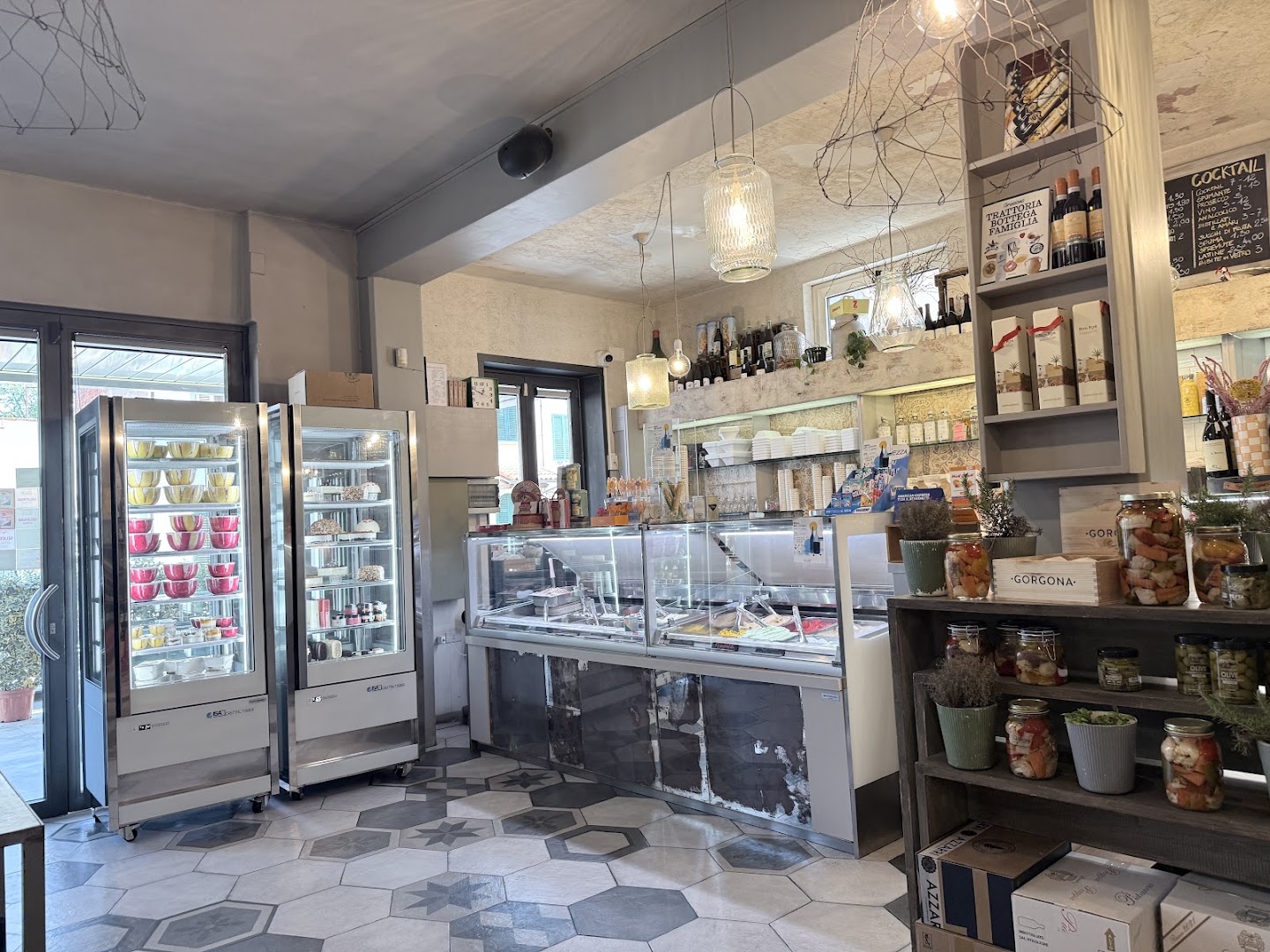 Gelateria Wine Bar Vinicio