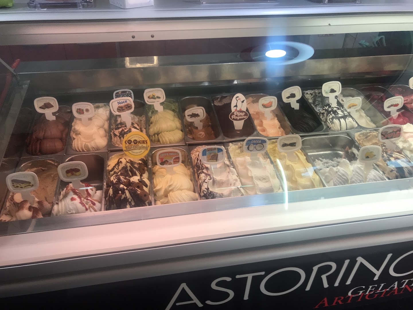 Gelateria Yoghurteria "Astorino A"
