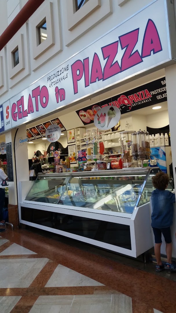 Gelato In Piazza