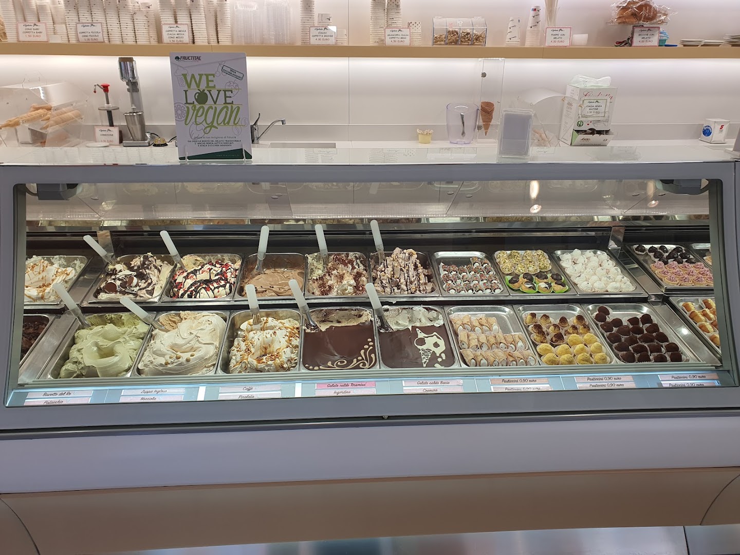 Gelato Più..., Ancona