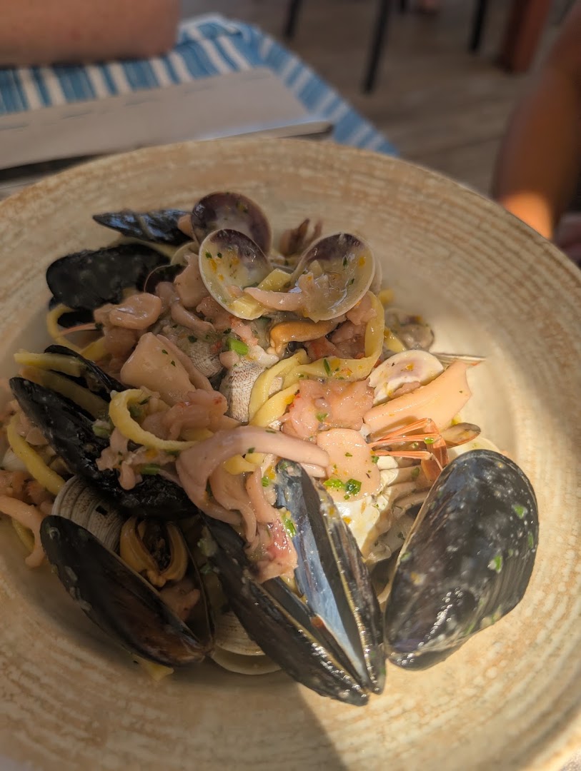 Gelsi 51 | Acqua salata, bar&ristorantino di pesce
