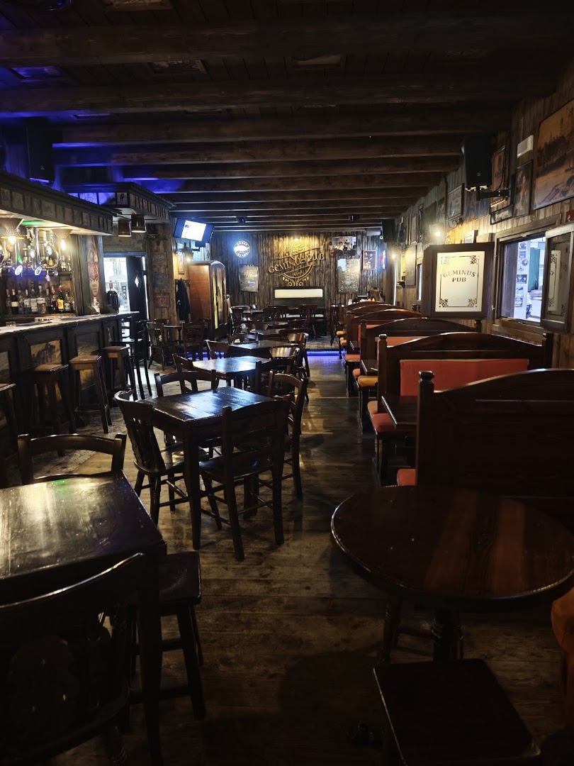 Geminus Pub, Eboli