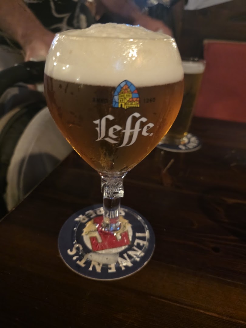 Geminus Pub