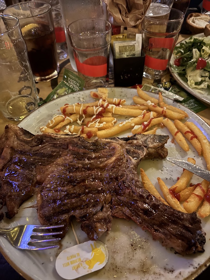 Geronimo's Restaurant & Live Music