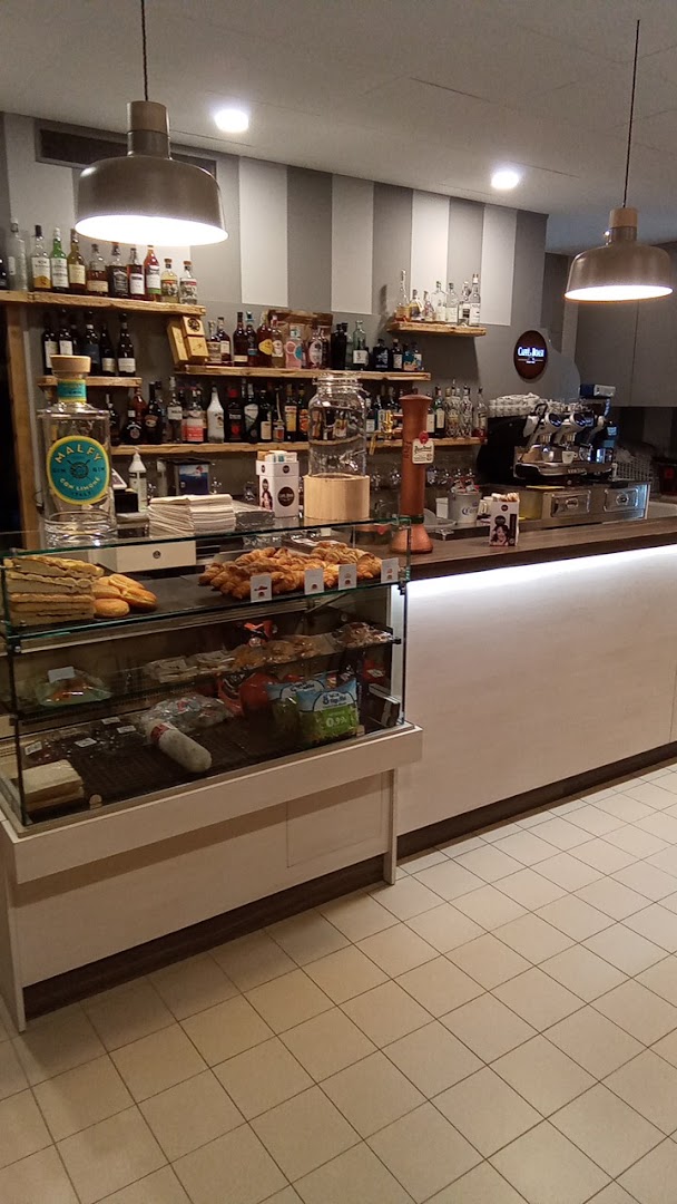 "Gh Ines Bar" di Pedemonte Matteo, Casella
