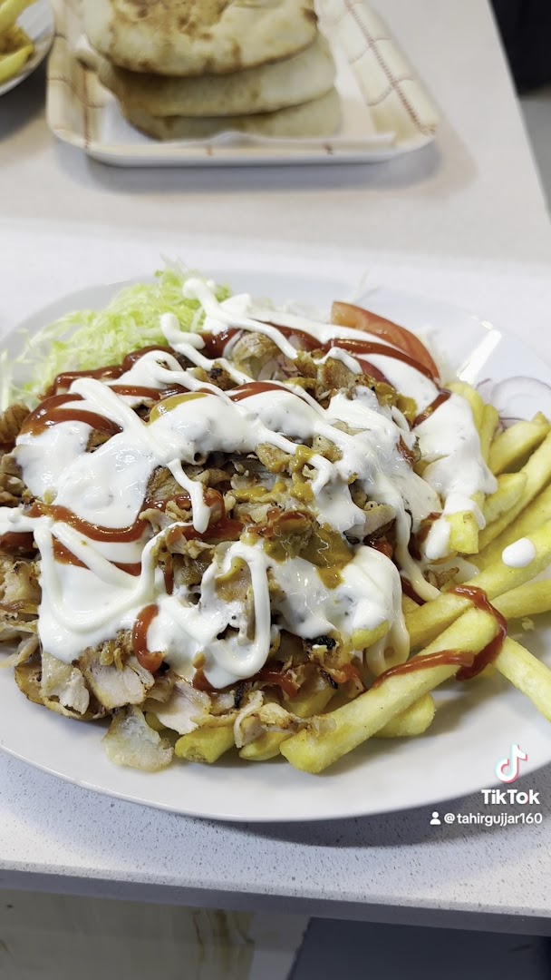 Ghias Chicken & Kebab Conselve
