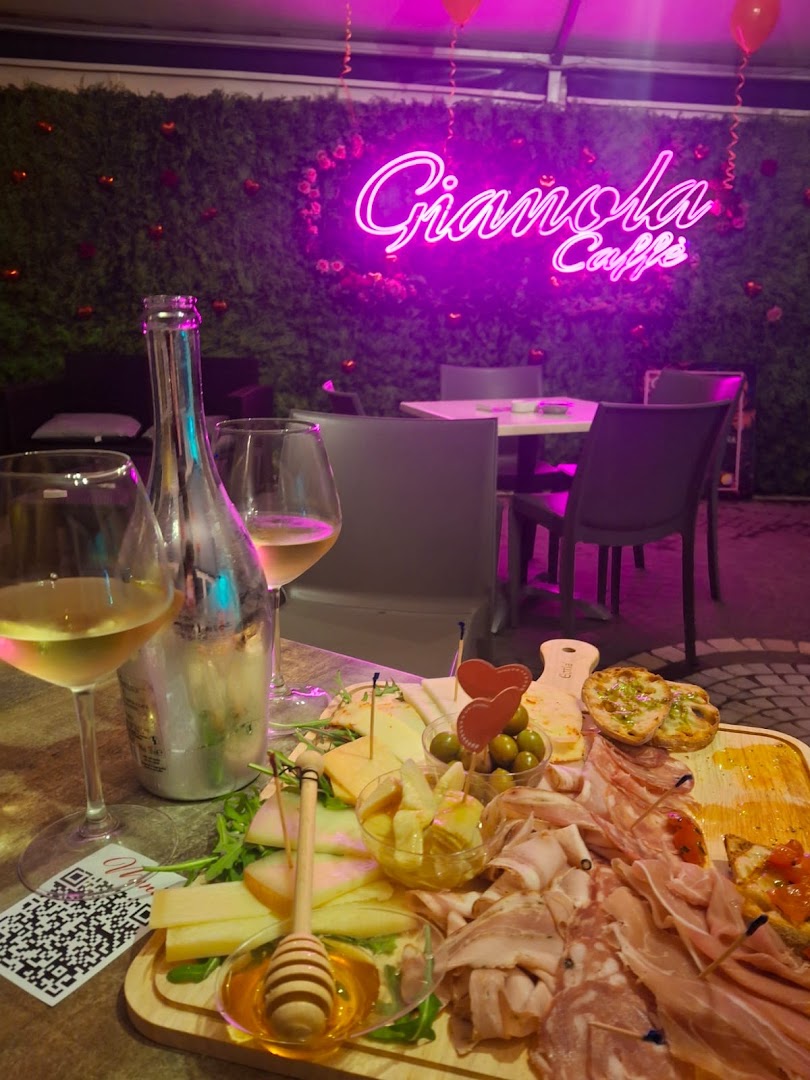 Gianola Caffè - Bar, Gelateria e Lounge