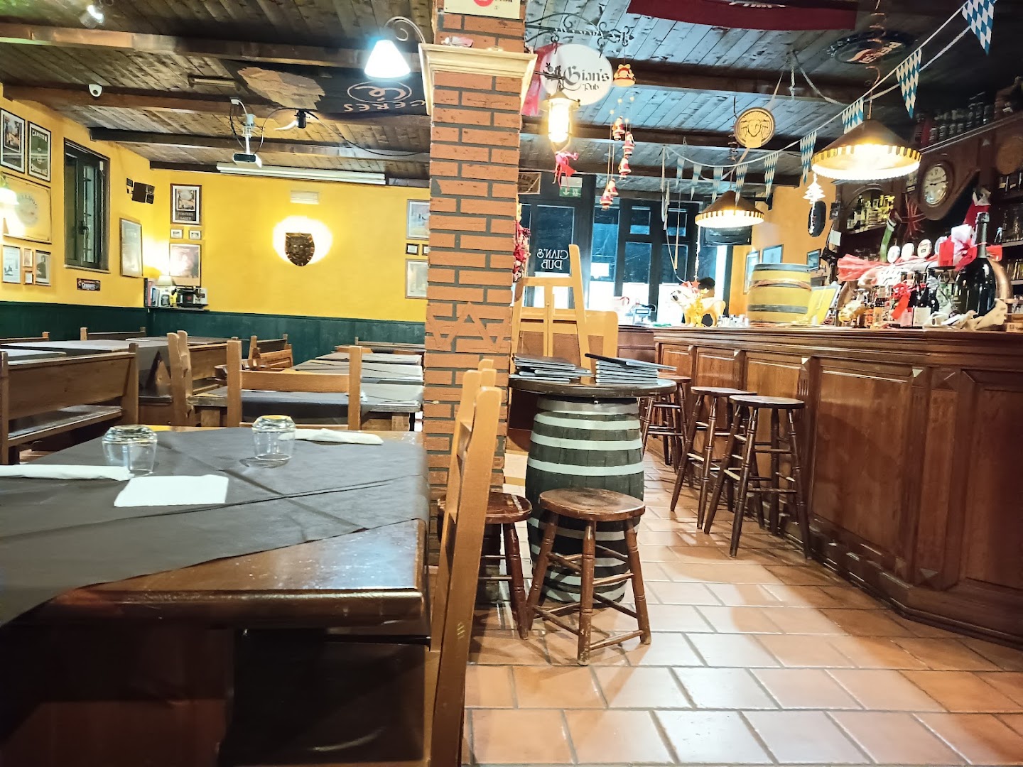 Gian's Pub