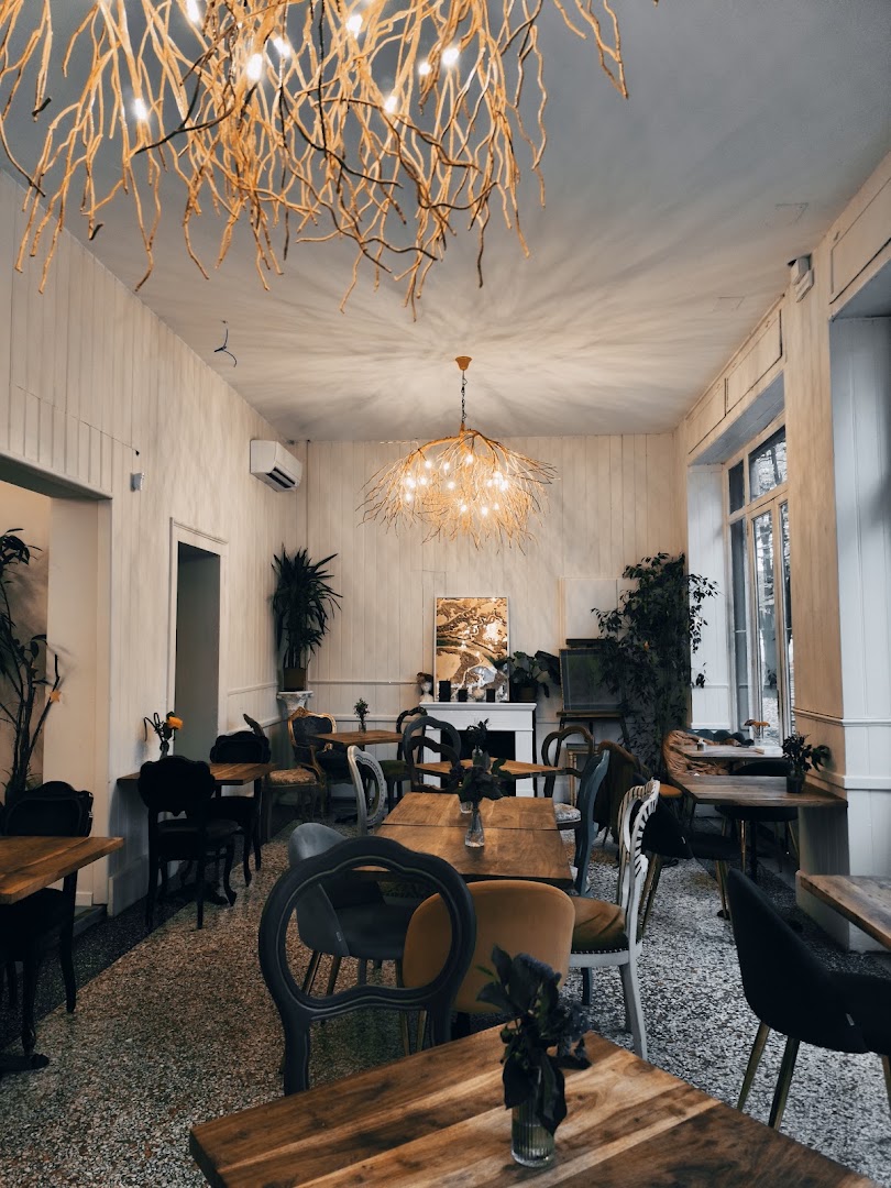 GIARDIN Food & Art Oasis