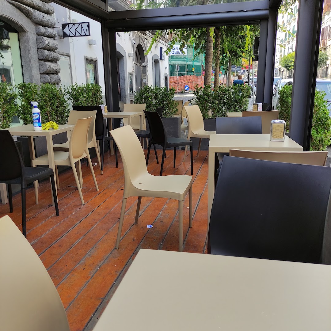 Gido's Cafè