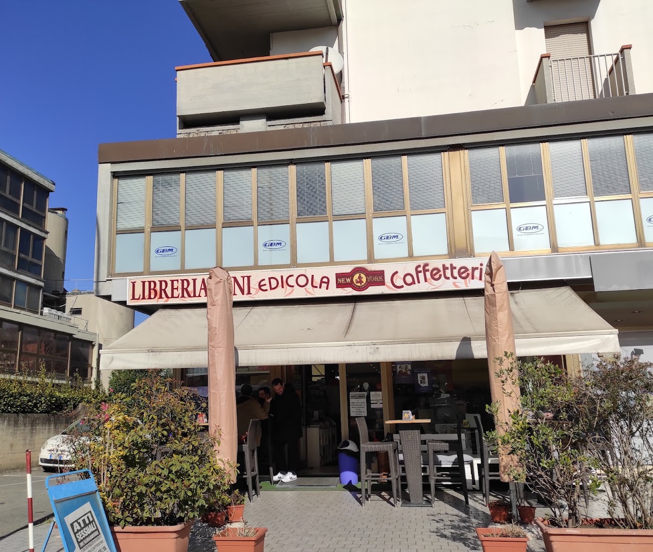 Gini - Libreria Caffetteria Edicola