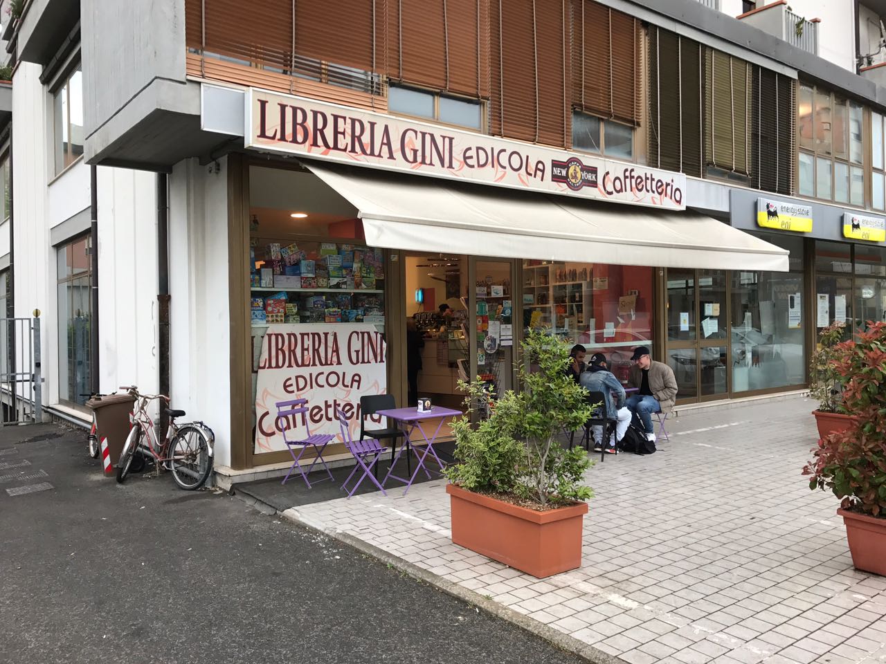 Gini - Libreria Caffetteria Edicola