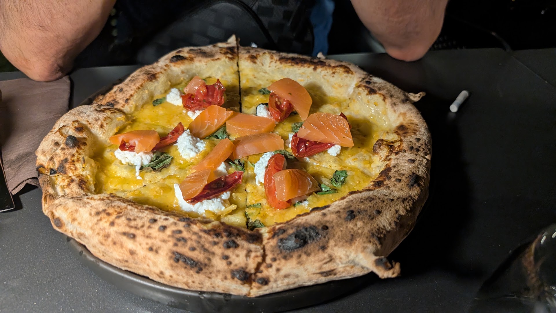 Gioja's - Pizzeria Napoletana Contemporanea - Lounge Bar