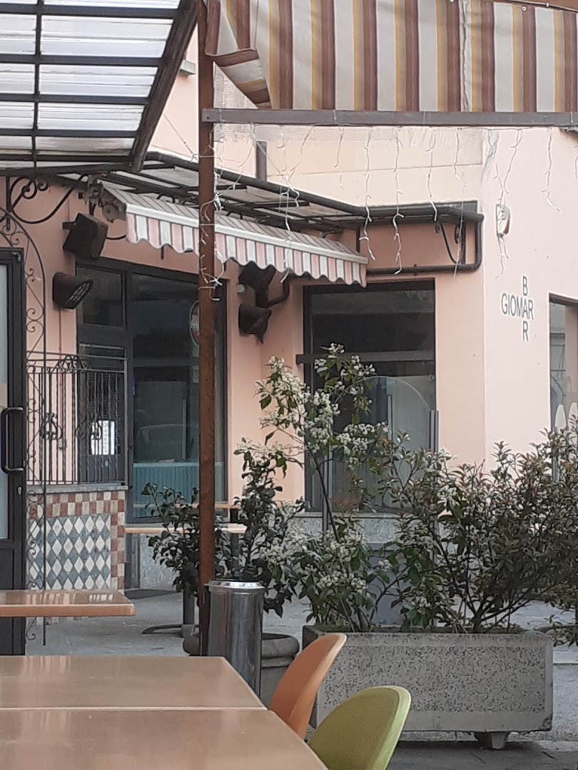 Giomar Bar