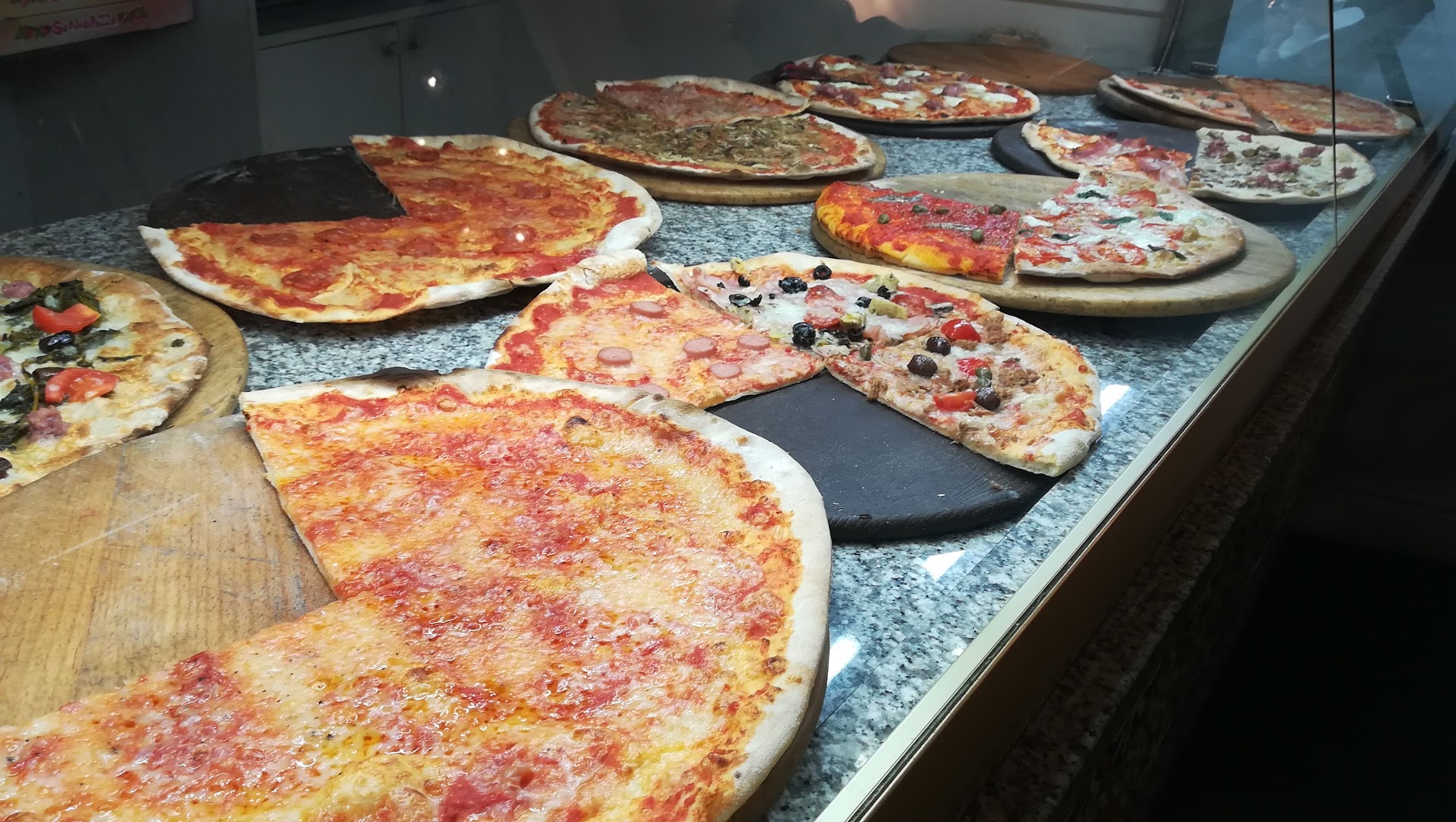 Giro Pizza