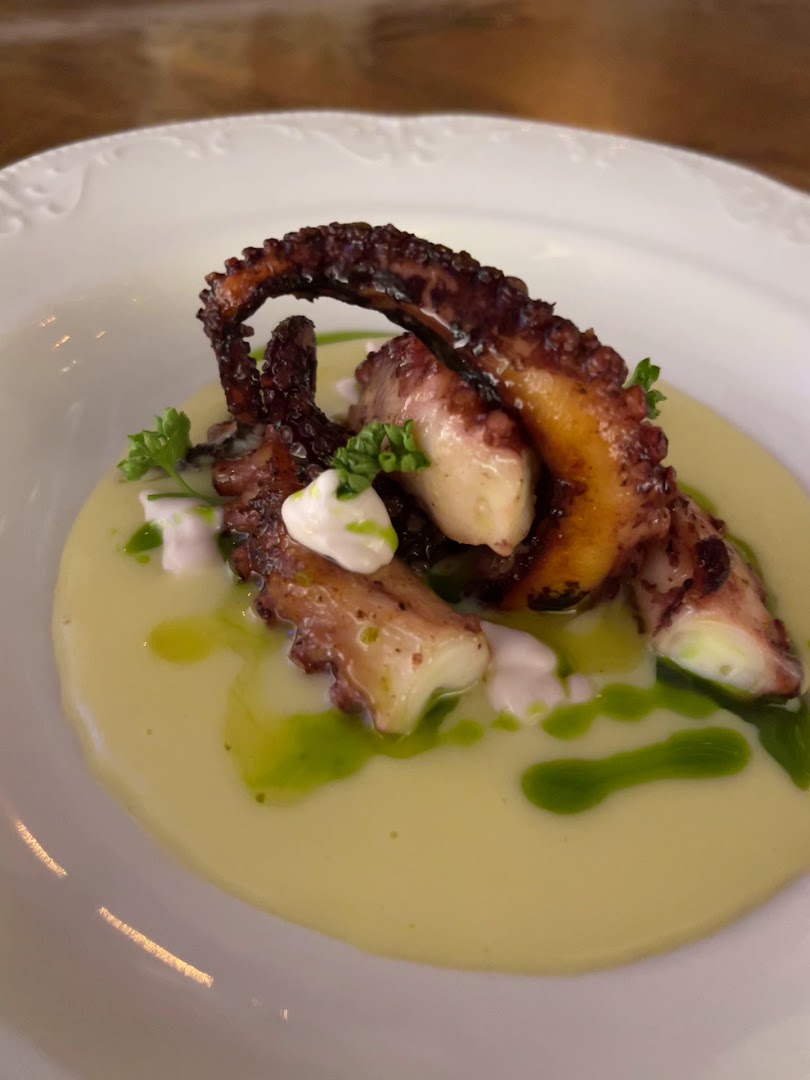Giulia Restaurant
