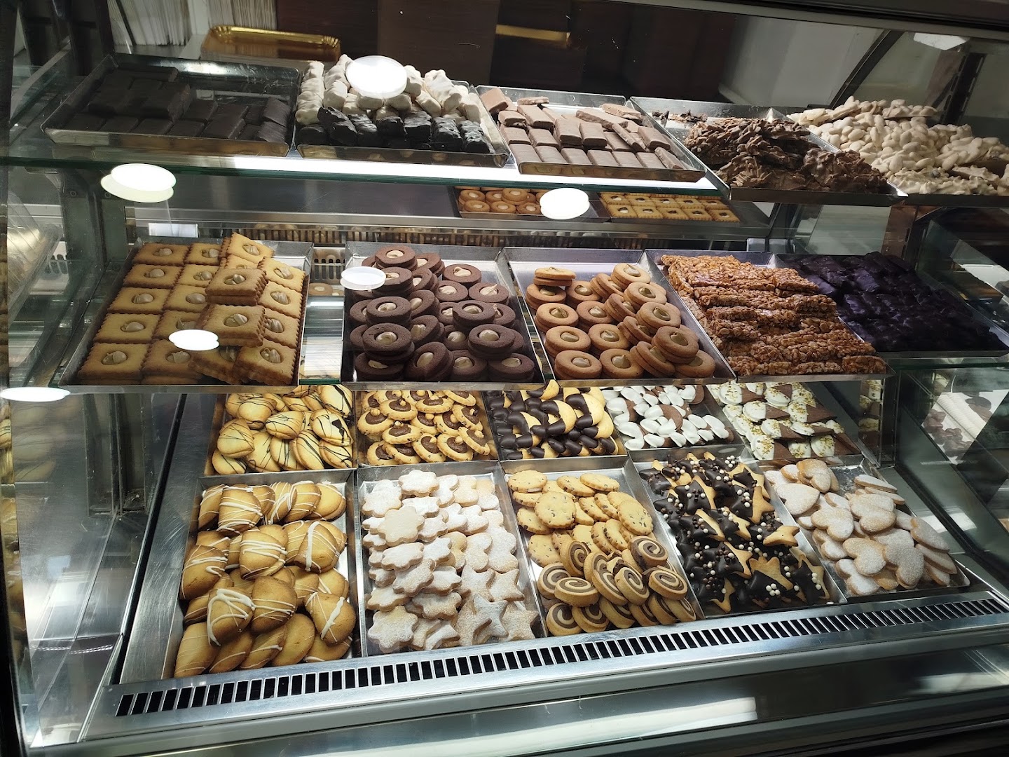 Giuri’ss Pasticceria Gelateria di Federico Perrone