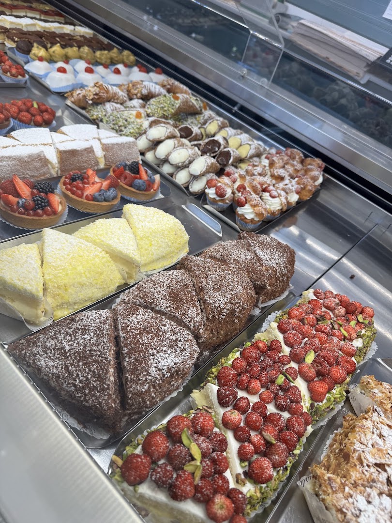 Giuseppe Bellia La Pasticceria Giarre