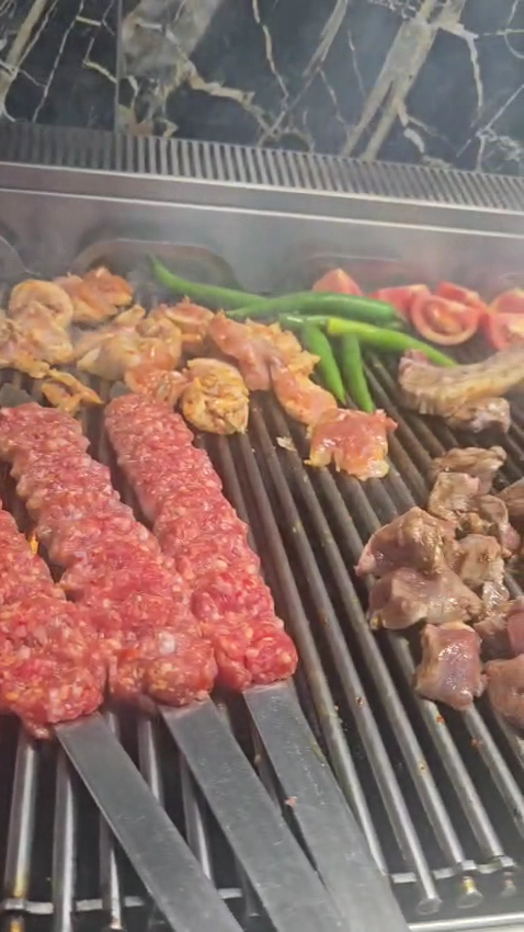 GIUSSANO TURKISH PIZZERIA KEBAP GRILL BAR, Giussano