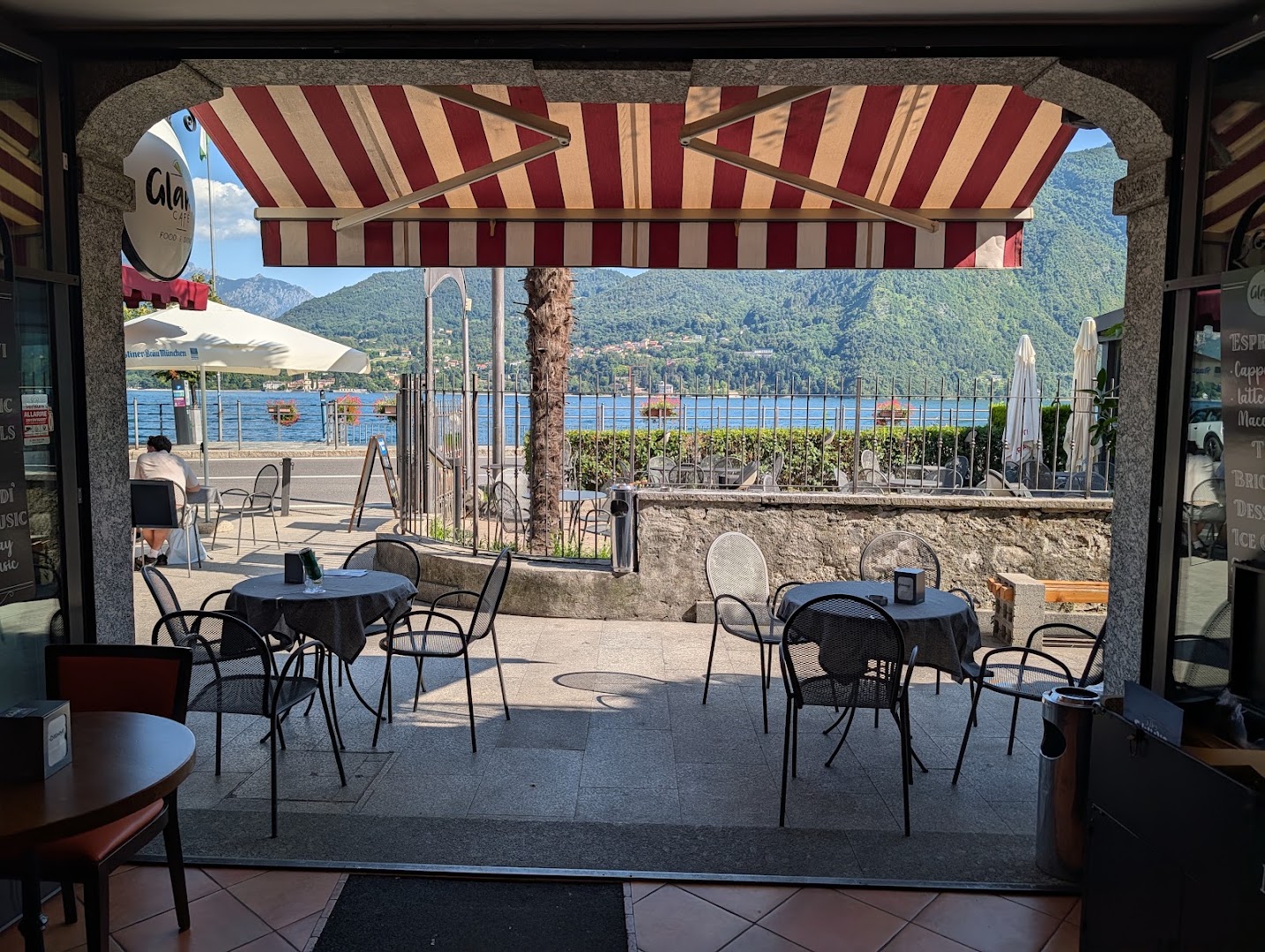 Glam’s café