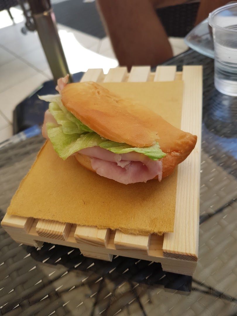 Glass Coffee e Pastry