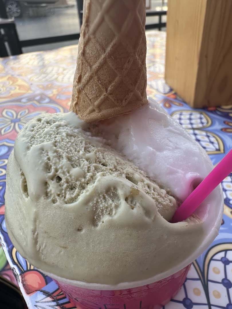Gli Angeli - Gelateria, Yogurteria