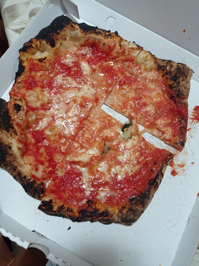 Gli Scugnizzi, Napoli