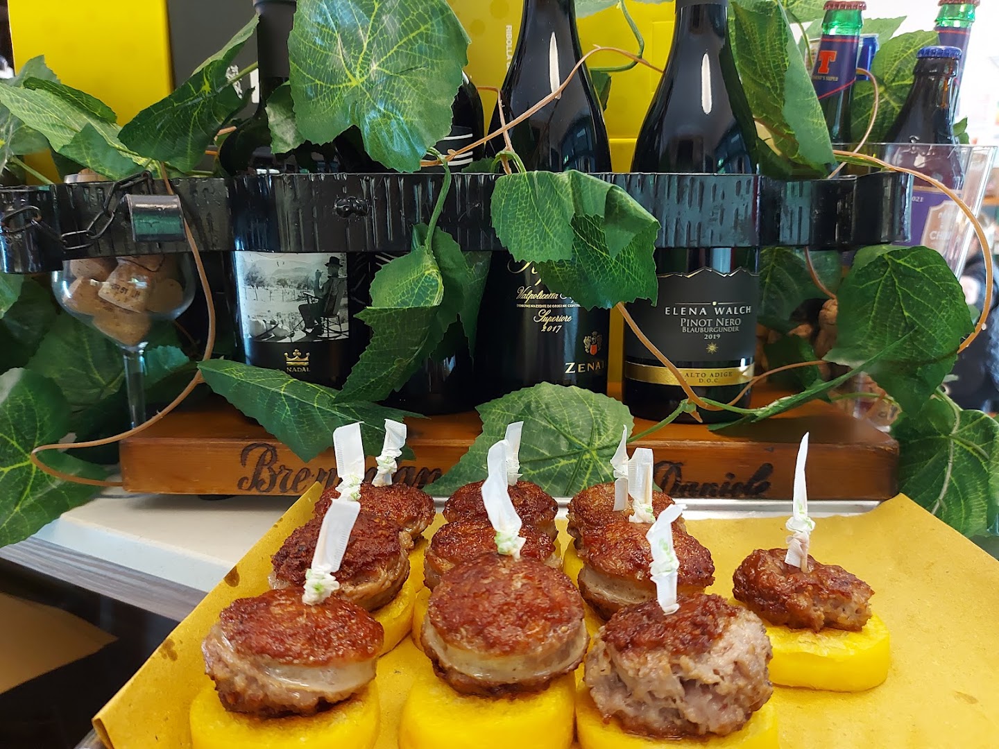 Glo Partner - Cikke & Cafe Tabaccheria Wine bar