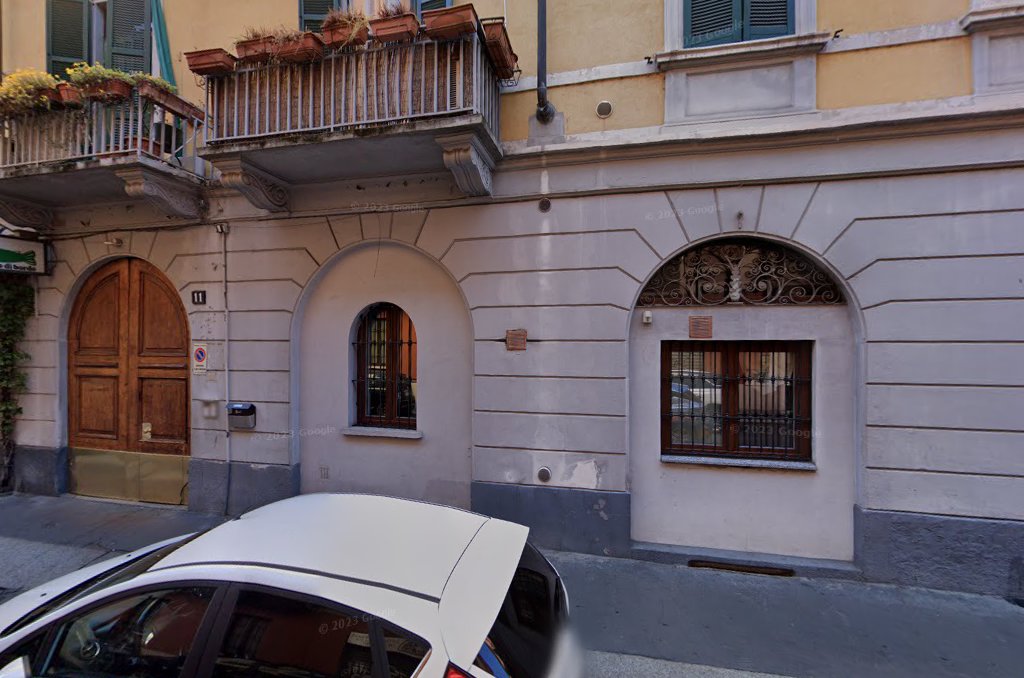 Glock il macellaio Halal via Gluck numero 11
