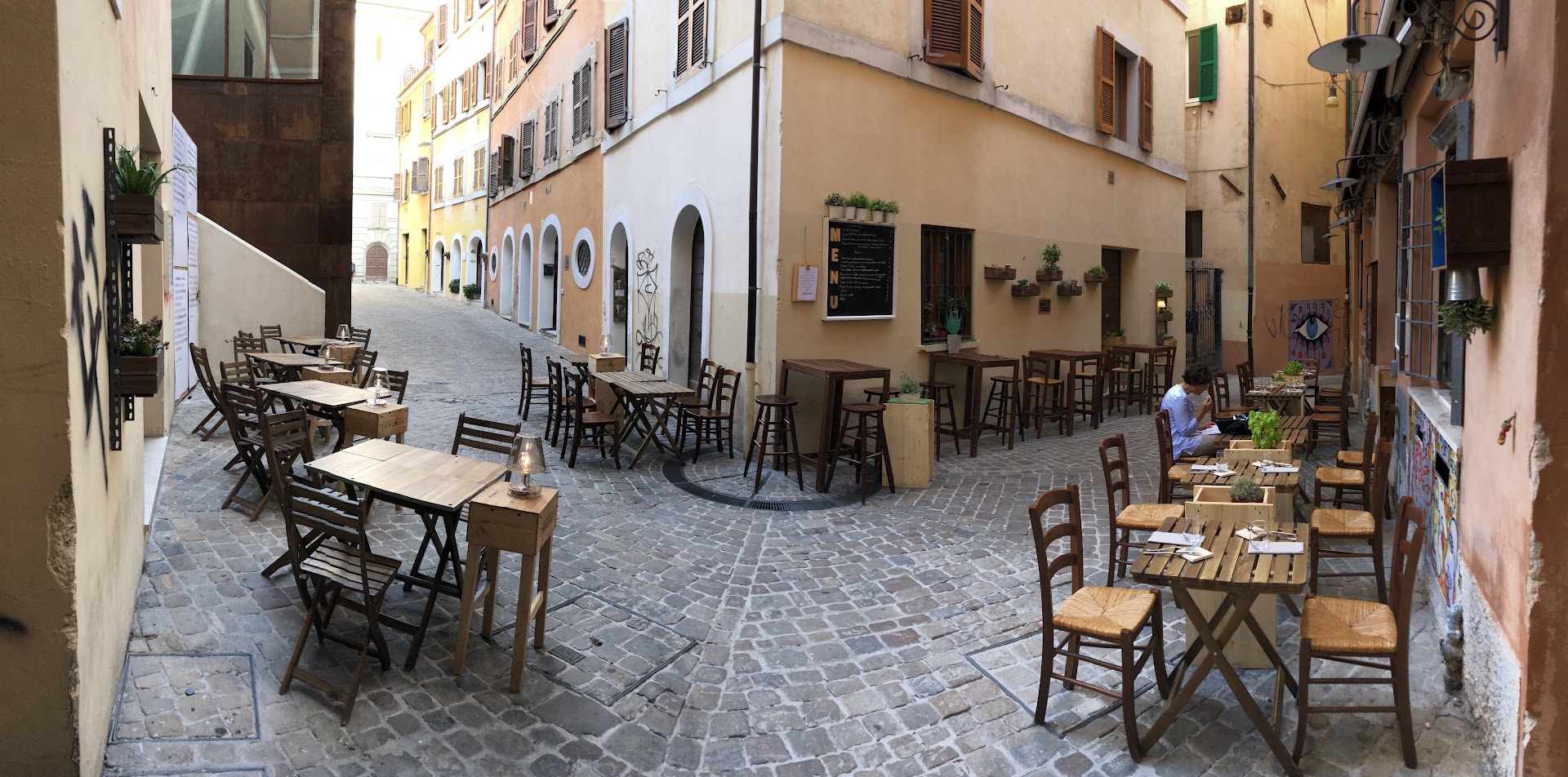 Gnaoo Gatti Bistrot