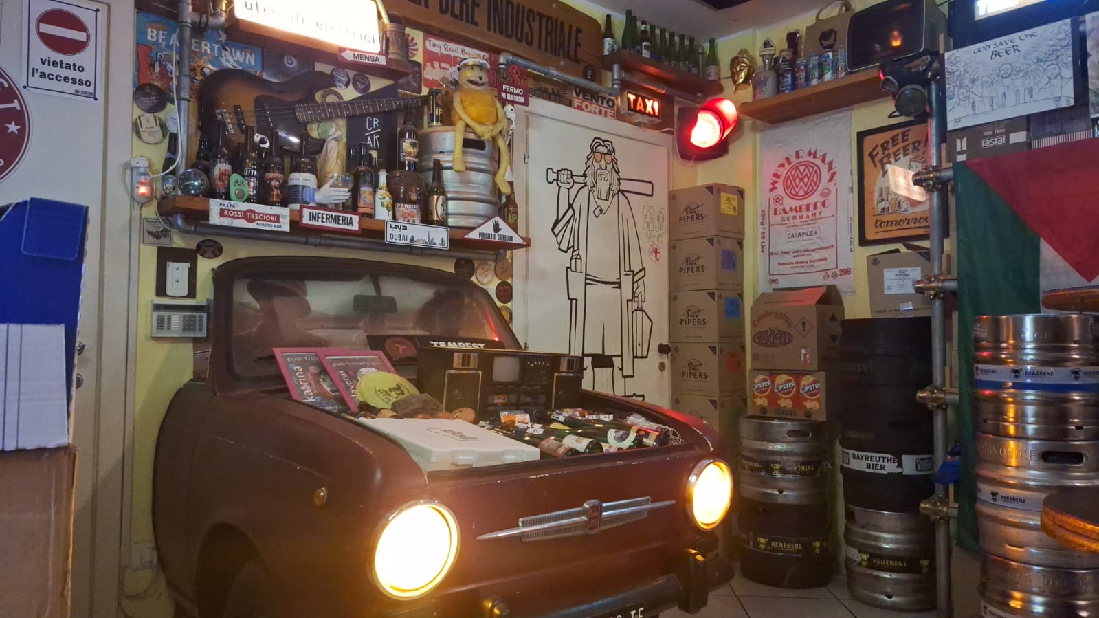 God Save The Beer (Beer Shop)