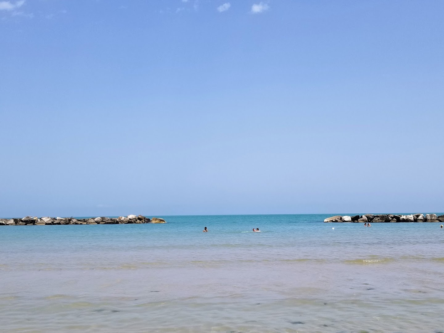 Golden Beach Di Vittori E. Dionisi S. S.A.S., Civitanova Marche