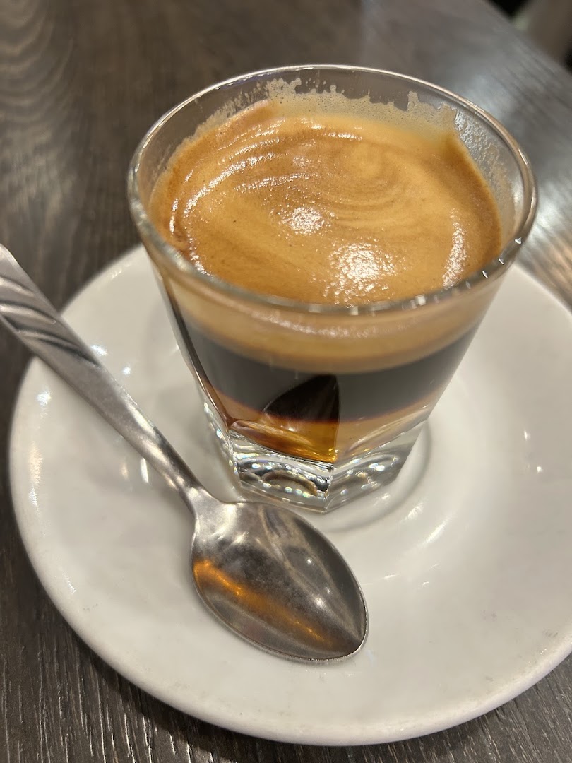 Golden Café, Bar Ristorante
