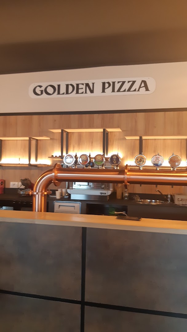 Golden Pizza - Food & Beer