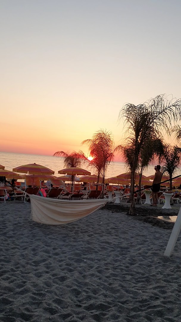 Golden Sea Beach