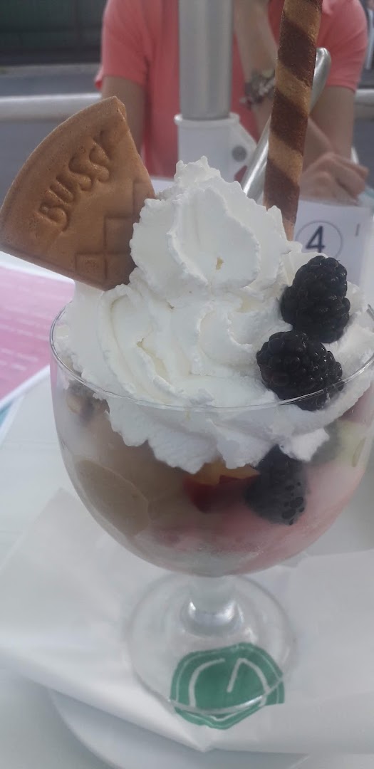 Goldy - sweets•icecream•coffee